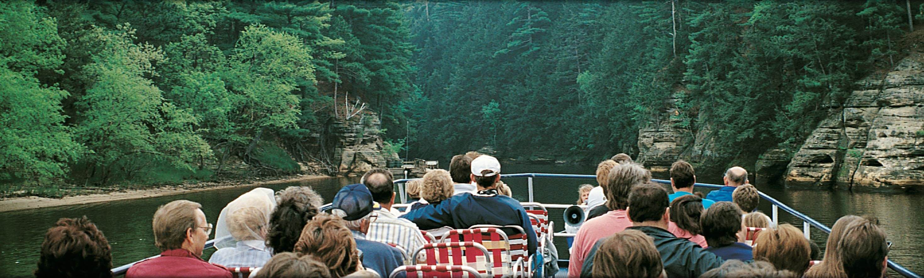 Groups Dells Boat Tours